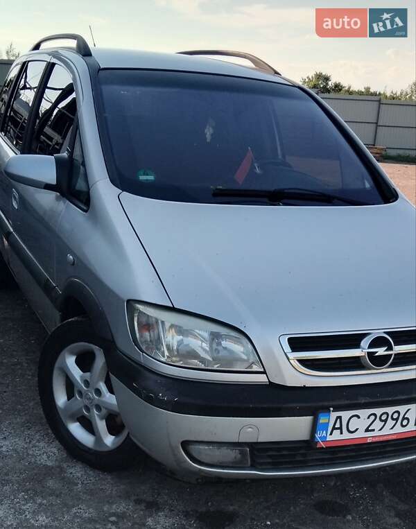 Opel Zafira 2003
