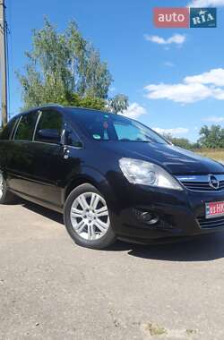 Минивэн Opel Zafira 2010 в Харькове