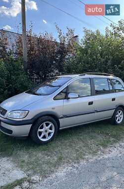 Мінівен Opel Zafira 2002 в Чернігові
