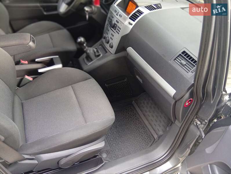 Минивэн Opel Zafira 2010 в Бережанах фото 14 Минивэн Opel Zafira 2010 в Бережанах