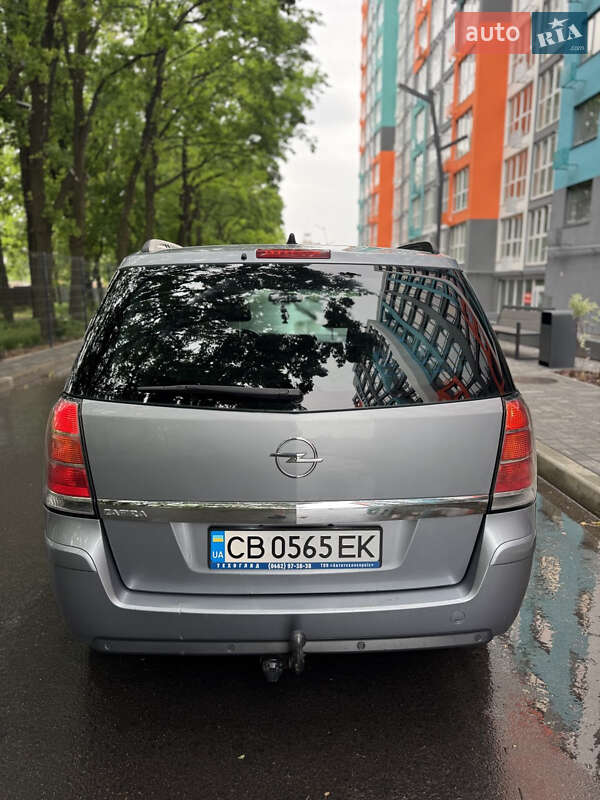 Мінівен Opel Zafira 2006 в Чернігові
