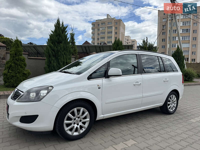 Opel Zafira 2010
