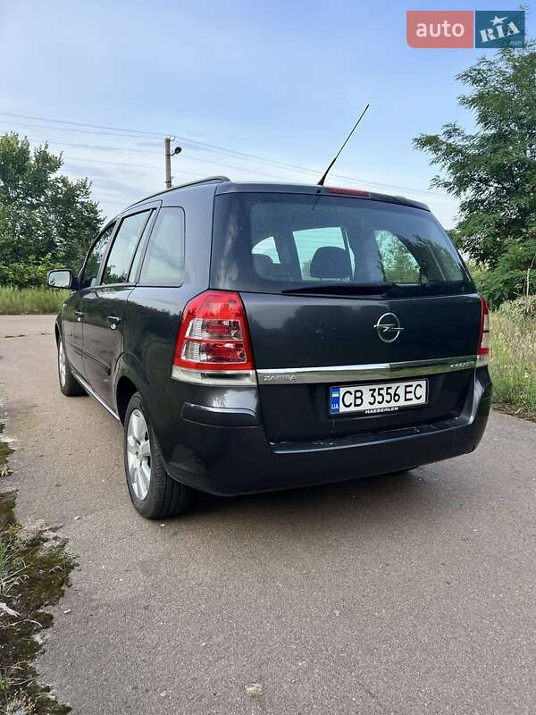 Минивэн Opel Zafira 2012 в Остер фото 7 Минивэн Opel Zafira 2012 в Остер