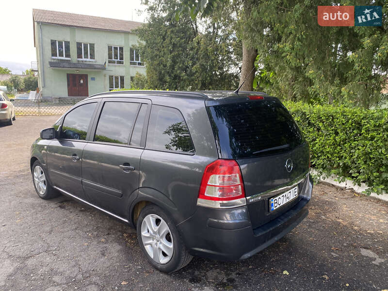 Микровэн Opel Zafira 2012 в Львове фото 8 Микровэн Opel Zafira 2012 в Львове