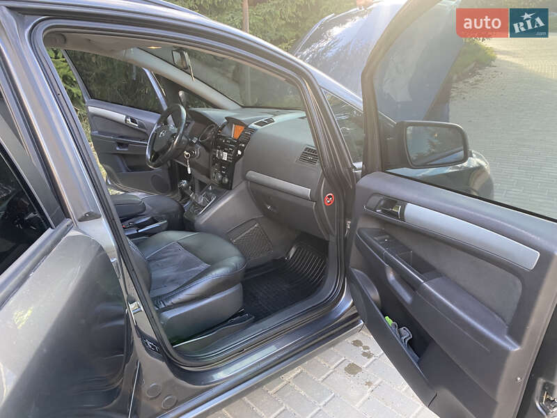 Микровэн Opel Zafira 2012 в Львове фото 17 Микровэн Opel Zafira 2012 в Львове