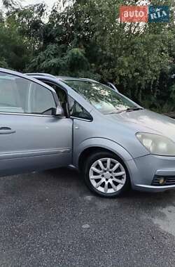 Минивэн Opel Zafira 2006 в Чернигове