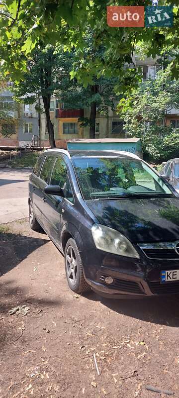 Минивэн Opel Zafira 2006 в Каменском