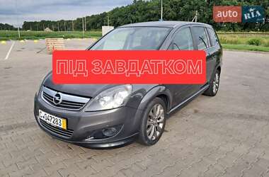 Мінівен Opel Zafira 2011 в Луцьку