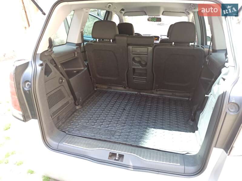 Мінівен Opel Zafira 2006 в Львові