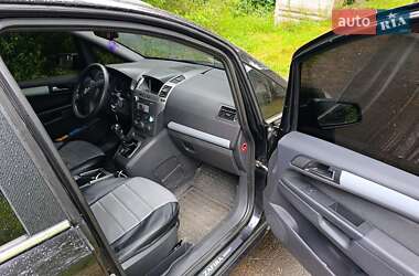 Минивэн Opel Zafira 2007 в 