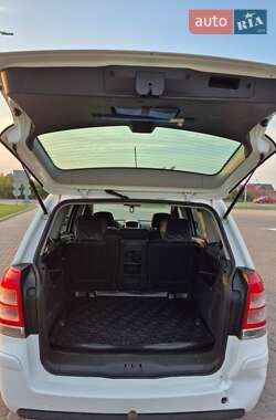 Мінівен Opel Zafira 2012 в Городку