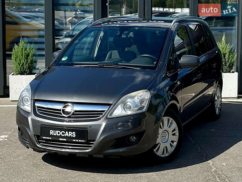 Opel Zafira 2010
