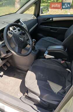 Минивэн Opel Zafira 2008 в Львове