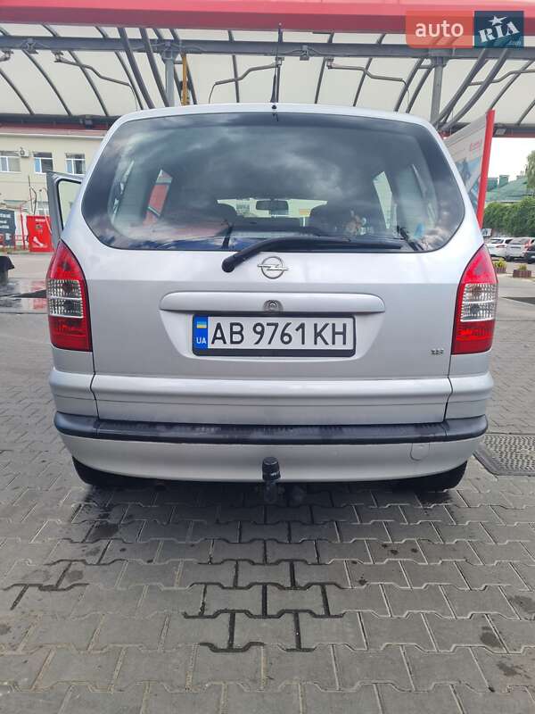 Мінівен Opel Zafira 2004 в Вінниці