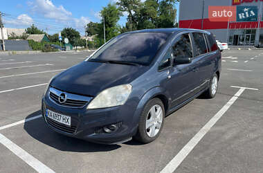 Минивэн Opel Zafira 2009 в Киеве