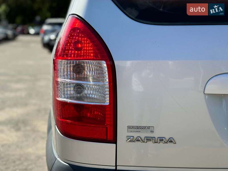 Минивэн Opel Zafira 2003 в Виннице