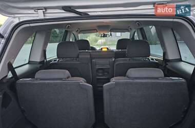 Мінівен Opel Zafira 2011 в 