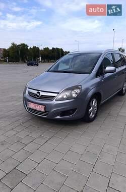 Мінівен Opel Zafira 2010 в Черкасах