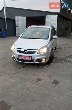Минивэн Opel Zafira 2007 в Шишаки