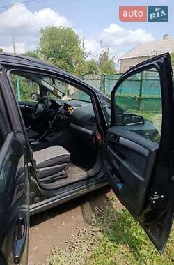 Минивэн Opel Zafira 2005 в 