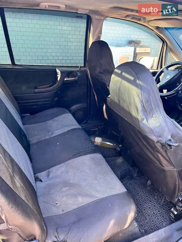 Мінівен Opel Zafira 2002 в Жашківу