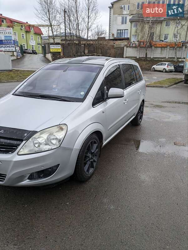 Минивэн Opel Zafira 2010 в Львове