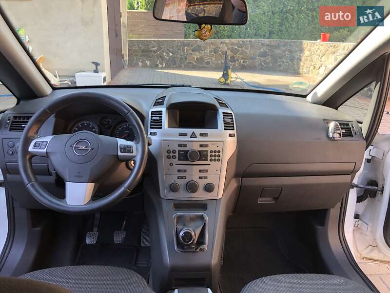 Мінівен Opel Zafira 2009 в Липовці