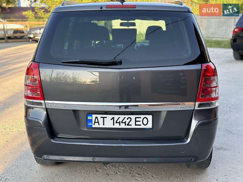 Минивэн Opel Zafira 2008 в Коломые