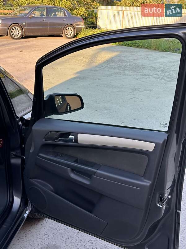 Минивэн Opel Zafira 2008 в Коломые