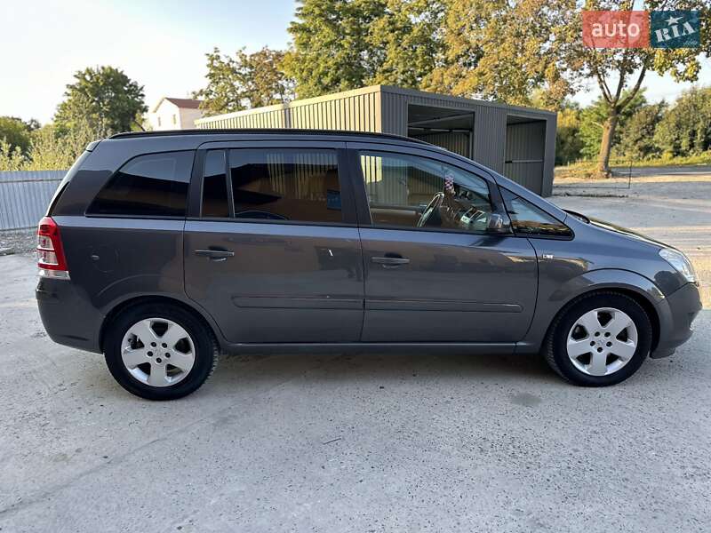 Минивэн Opel Zafira 2008 в Коломые