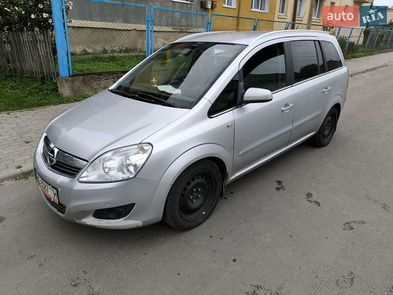 Минивэн Opel Zafira 2008 в Ходорове
