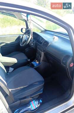 Мінівен Opel Zafira 2003 в Харкові