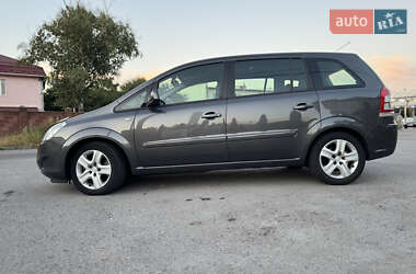 Минивэн Opel Zafira 2009 в Ровно