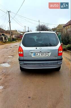 Мінівен Opel Zafira 2000 в Первомайську
