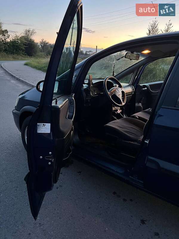 Минивэн Opel Zafira 2002 в Новом Калинове фото 9 Минивэн Opel Zafira 2002 в Новом Калинове