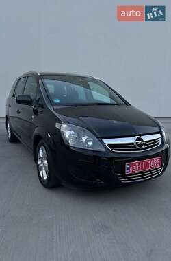 Мінівен Opel Zafira 2010 в Луцьку