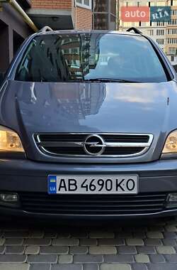 Минивэн Opel Zafira 2005 в 