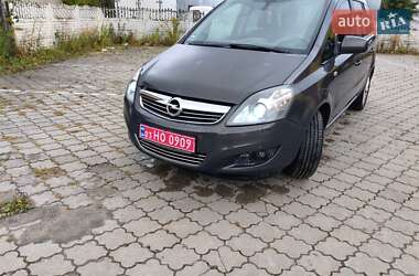 Минивэн Opel Zafira 2013 в Ковеле