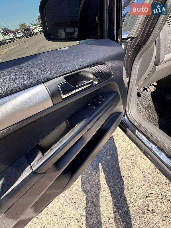 Минивэн Opel Zafira 2011 в Запорожье фото 11 Минивэн Opel Zafira 2011 в Запорожье