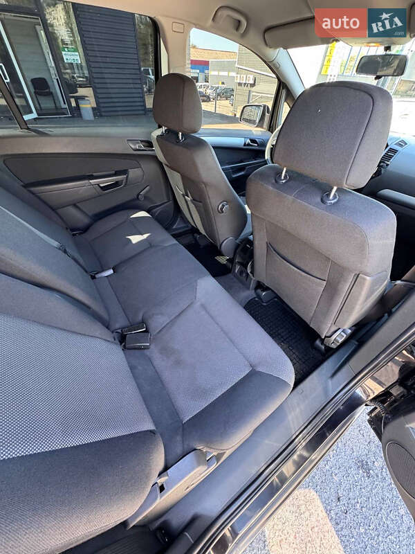 Минивэн Opel Zafira 2011 в Запорожье фото 16 Минивэн Opel Zafira 2011 в Запорожье