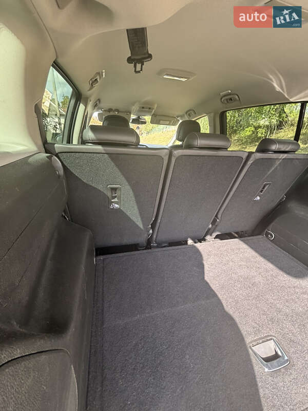 Минивэн Opel Zafira 2016 в Мукачево