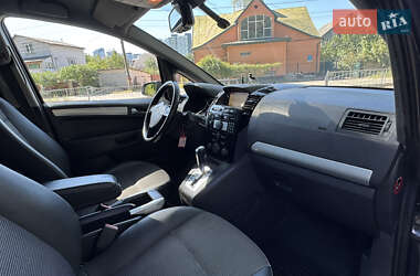 Минивэн Opel Zafira 2009 в 