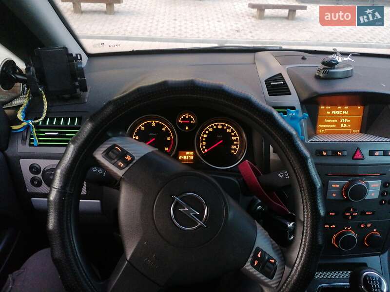 Мінівен Opel Zafira 2005 в Полтаві фото 7 Мінівен Opel Zafira 2005 в Полтаві