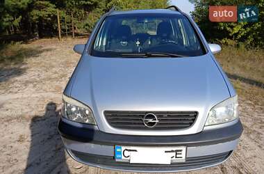 Мінівен Opel Zafira 2002 в Сновську