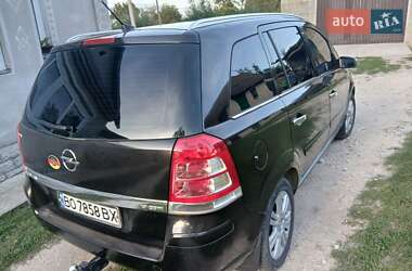 Минивэн Opel Zafira 2008 в 