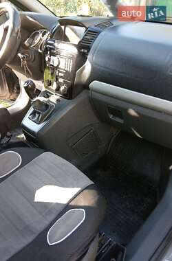 Минивэн Opel Zafira 2008 в 