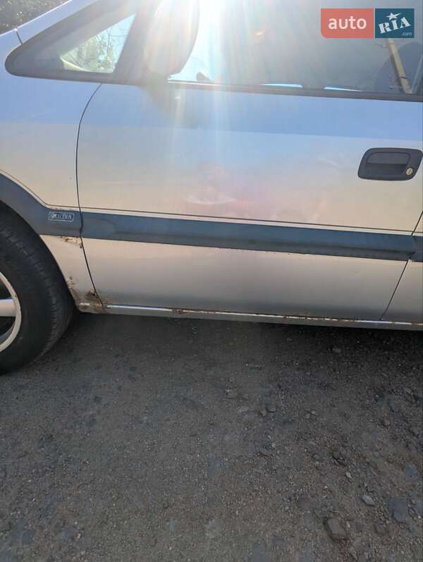 Мінівен Opel Zafira 2002 в Кривому Розі