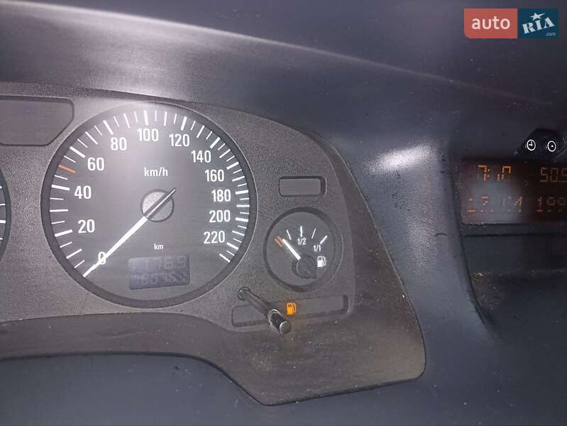 Минивэн Opel Zafira 2005 в Яворове