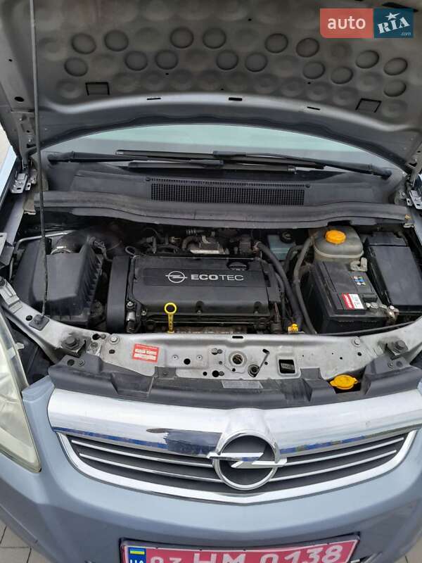 Минивэн Opel Zafira 2008 в Виннице