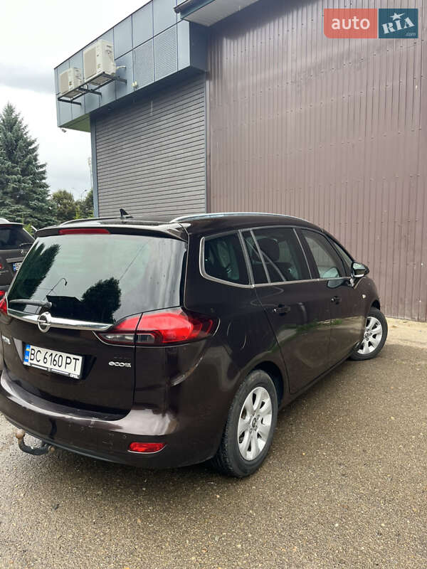 Минивэн Opel Zafira 2014 в Дрогобыче